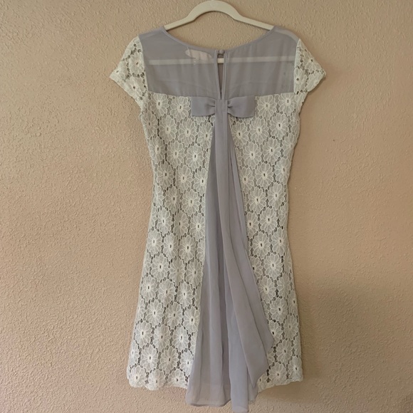 Modcloth gray lace eyelet small a’reve - Picture 4 of 5